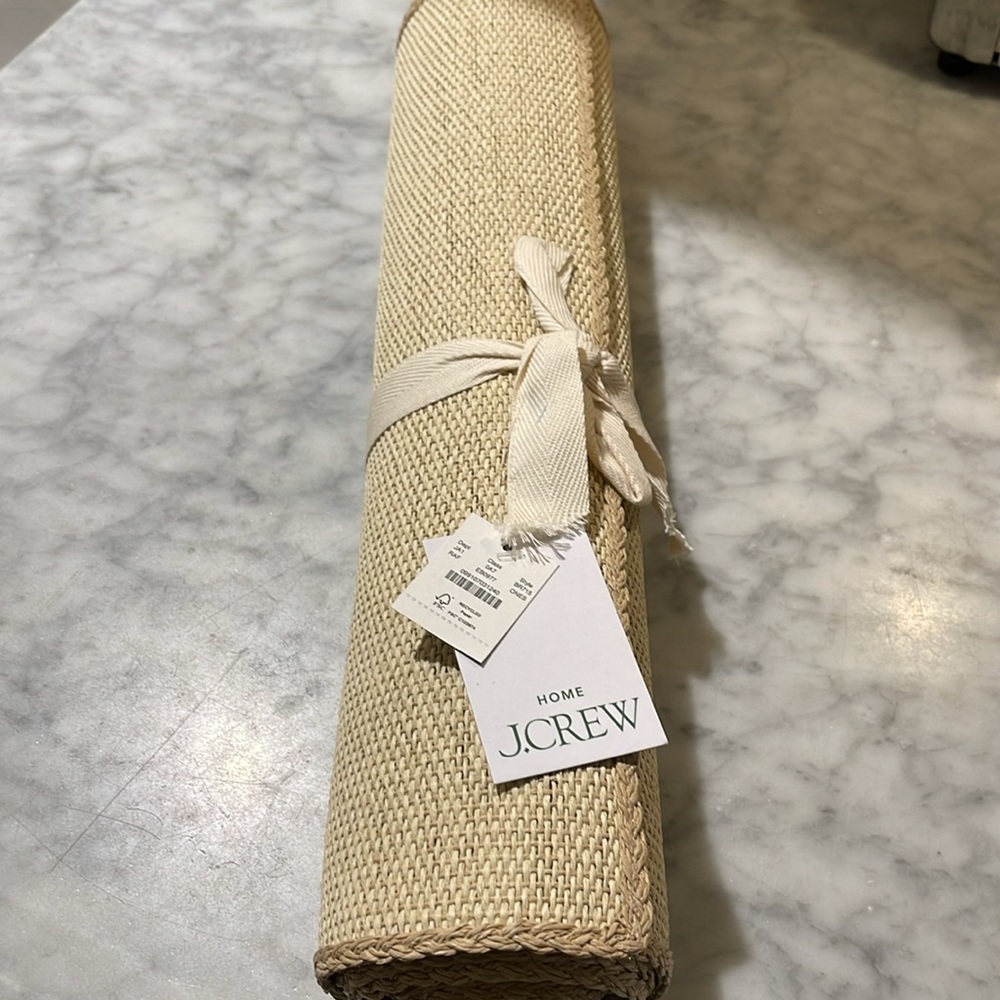 J.Crew Woven table runner BR715